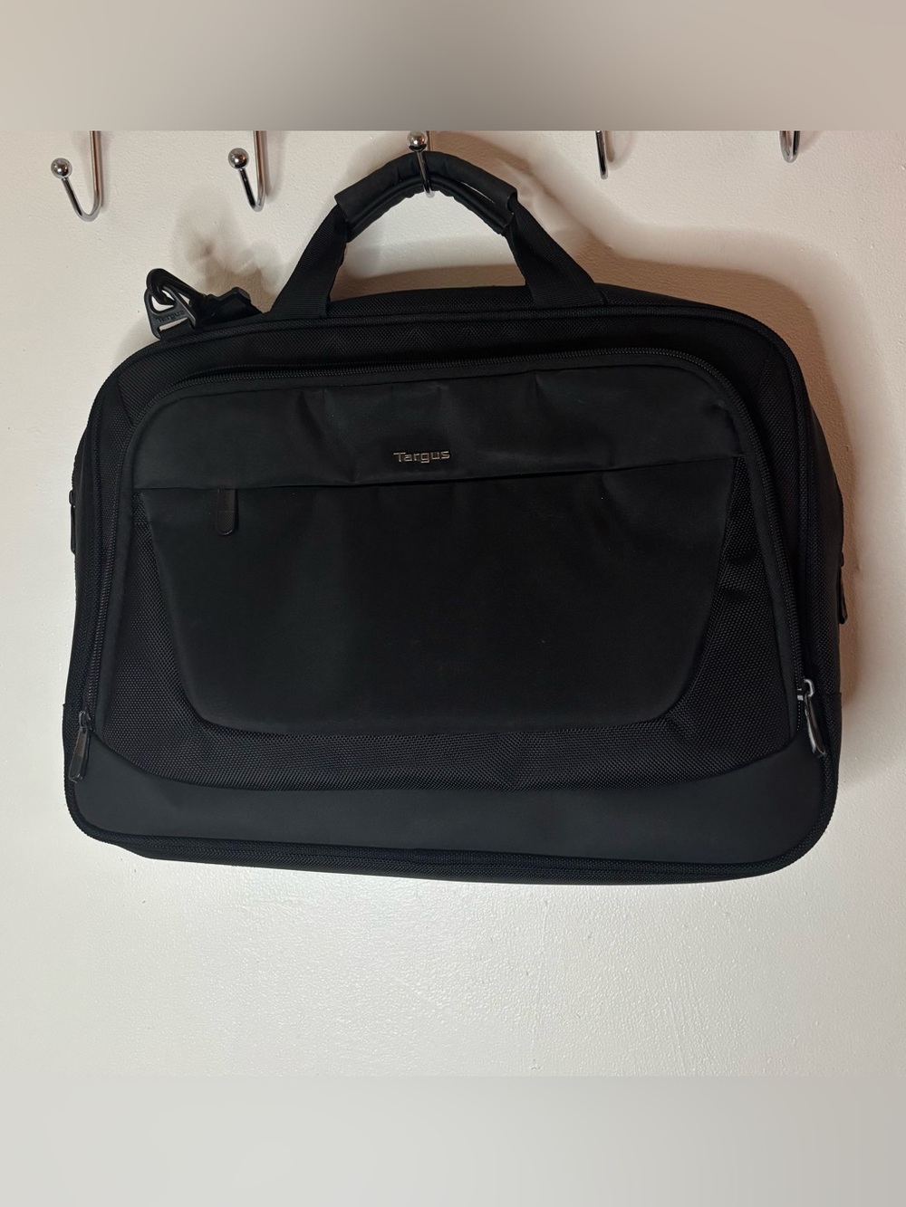 Targus Black Laptop Briefcase with Front Organizer